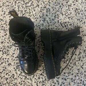 black platform dr.Martens